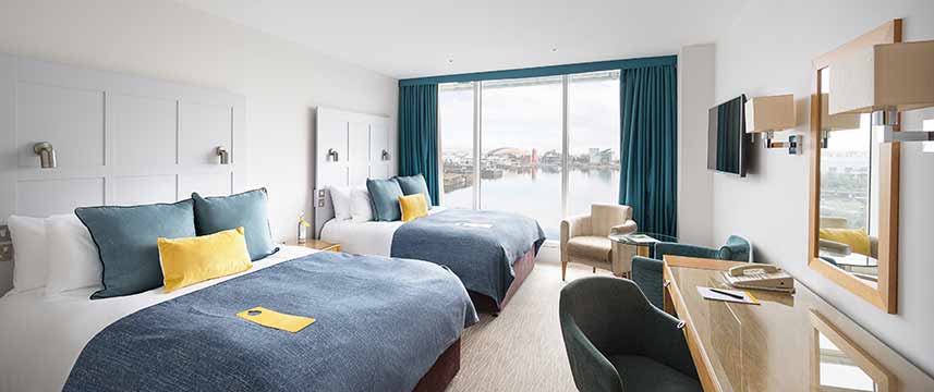 voco St David`s Cardiff - Twin Double Room